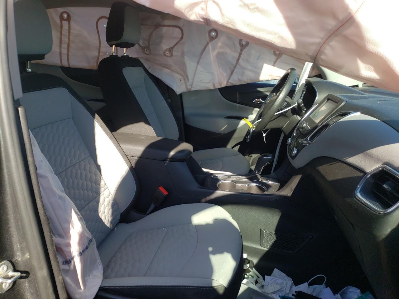 Photo 5 from auction – 2018 CHEVROLET EQUINOX LS with VIN 3GNAXHEV2JS580758
