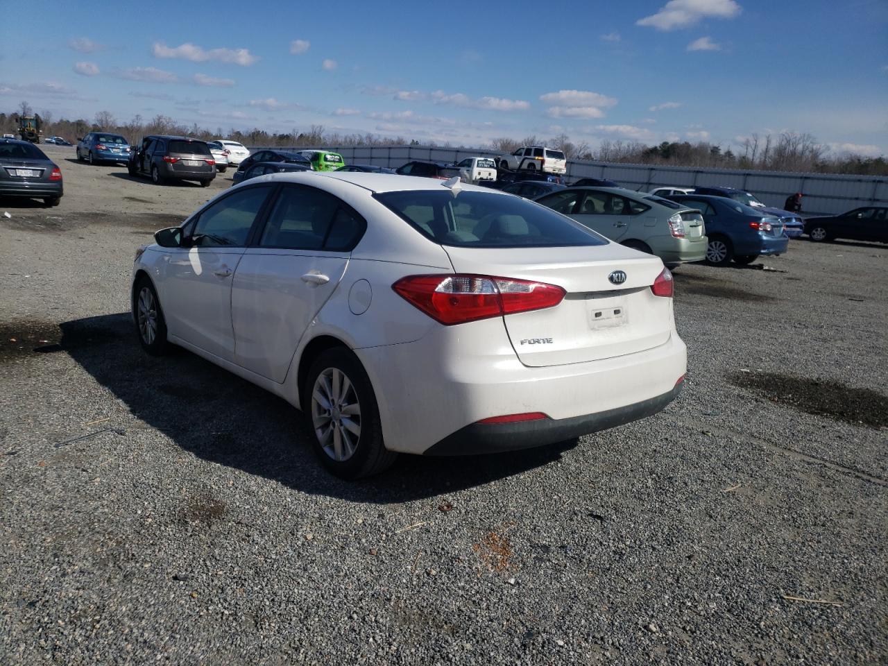 Photo 3 from auction – 2016 KIA FORTE LX with VIN KNAFX4A65G5503839