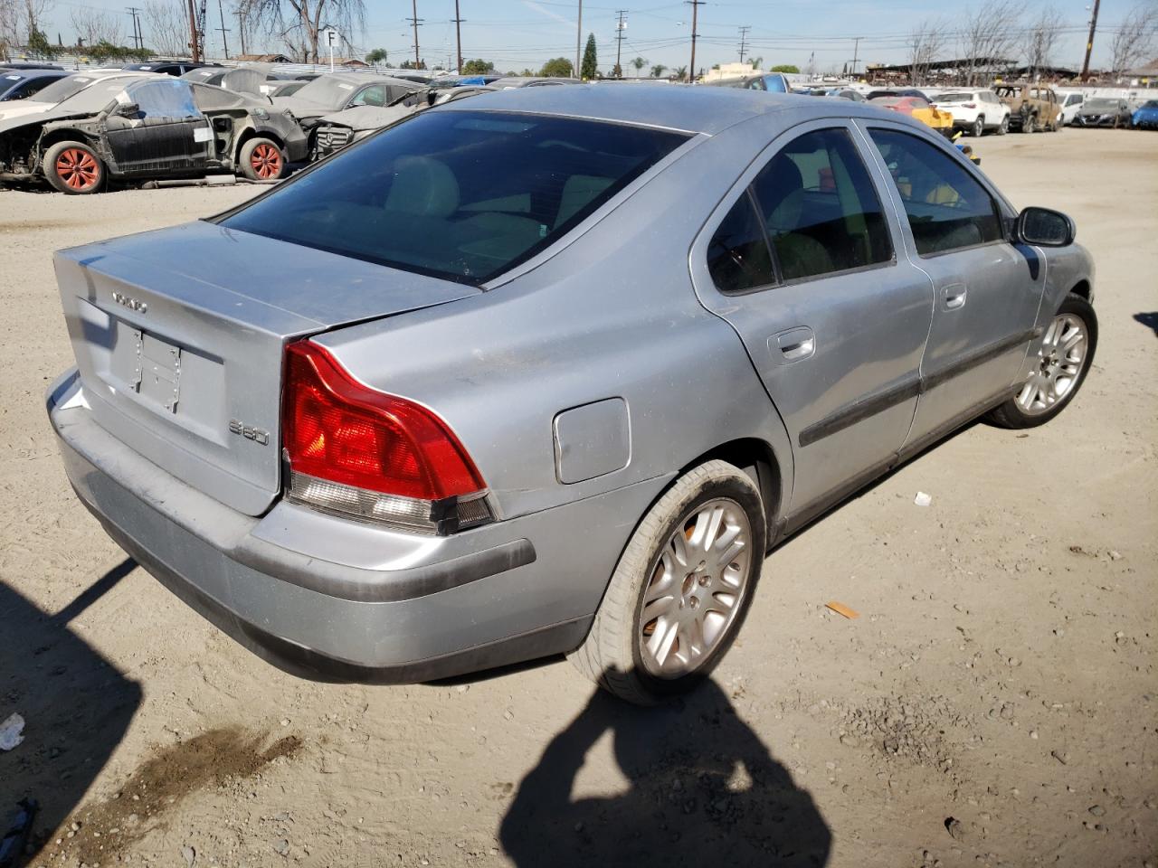 Photo 4 from auction – 2002 VOLVO S60 2.4T with VIN YV1RS58DX22116894