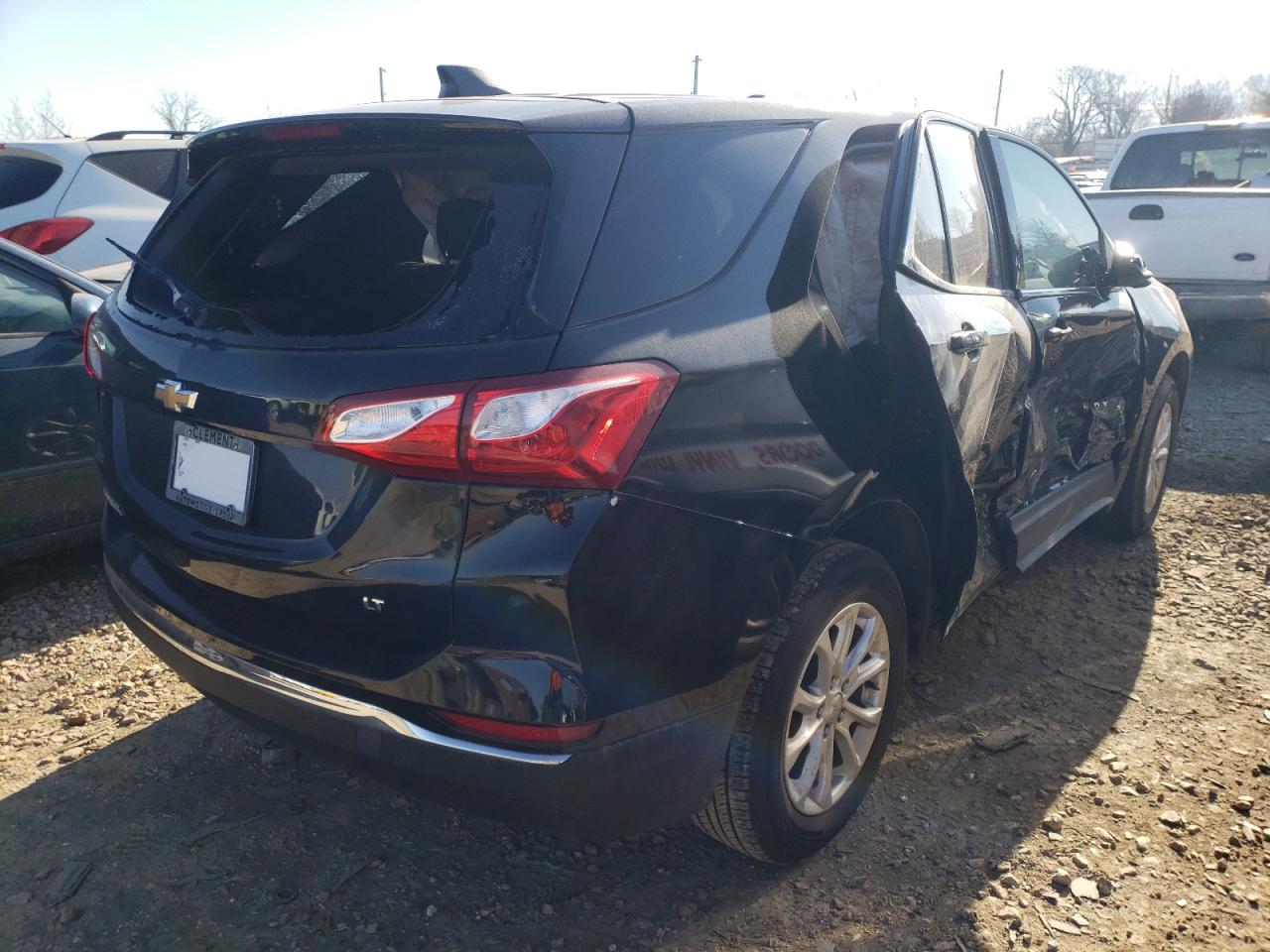 Photo 4 from auction – 2019 CHEVROLET EQUINOX LT with VIN 2GNAXKEV5K6183378