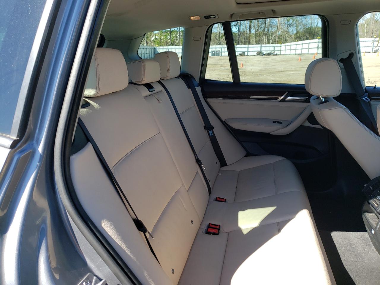 Photo 6 from auction – 2016 BMW X3 XDRIVE2 with VIN 5UXWX9C53G0D65477