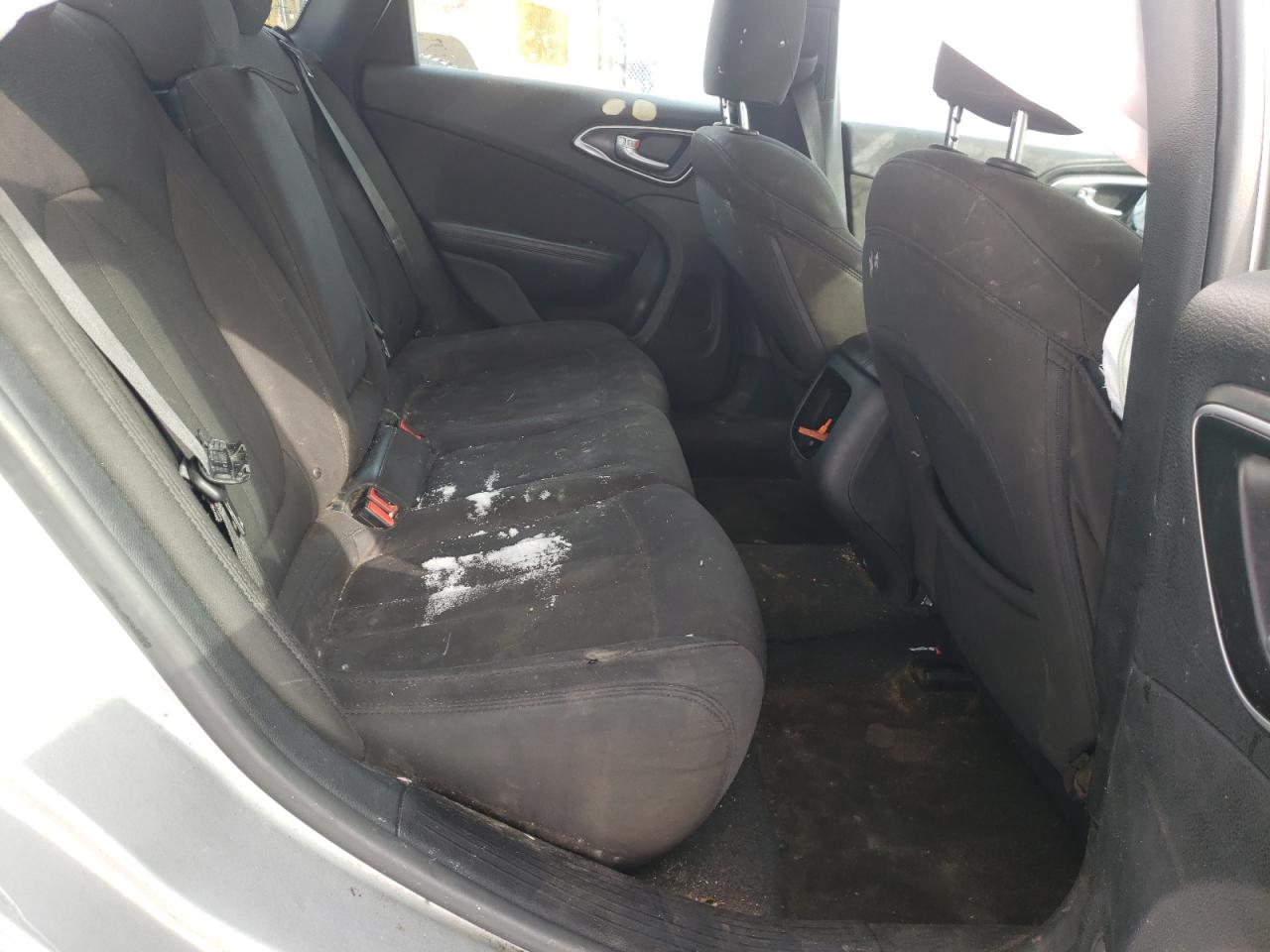 Photo 6 from auction – 2015 CHRYSLER 200 LIMITE with VIN 1C3CCCAB6FN725012