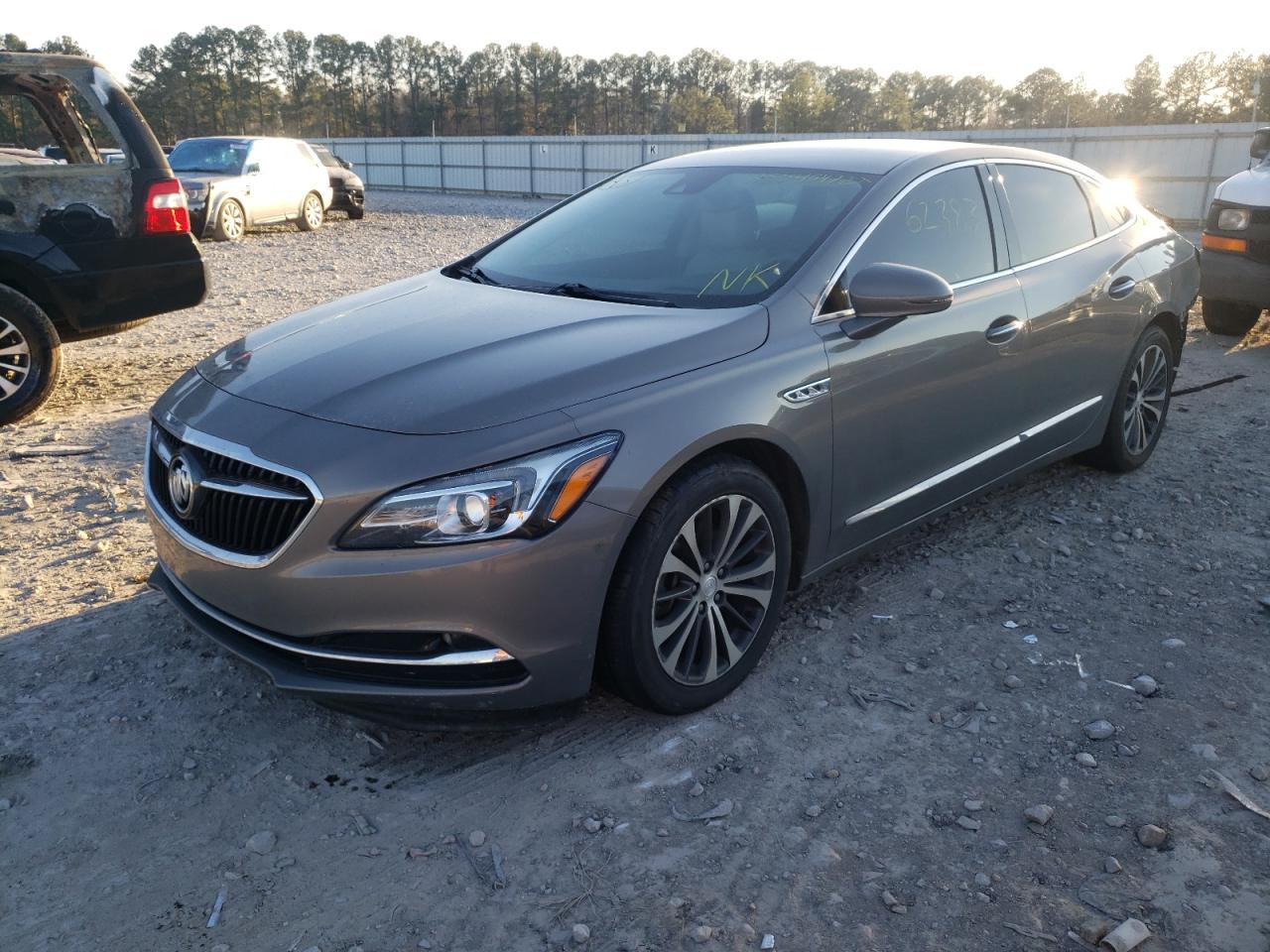 Photo 2 from auction – 2017 BUICK LACROSSE with VIN 1G4ZR5SS3HU136213