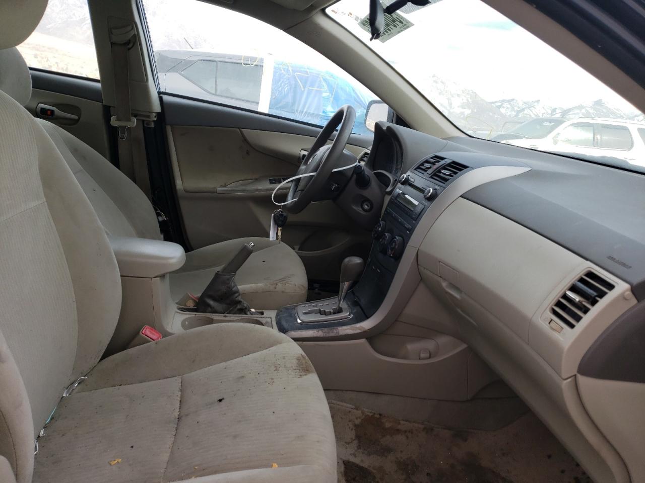 Photo 5 from auction – 2010 TOYOTA COROLLA BA with VIN 2T1BU4EE4AC245979