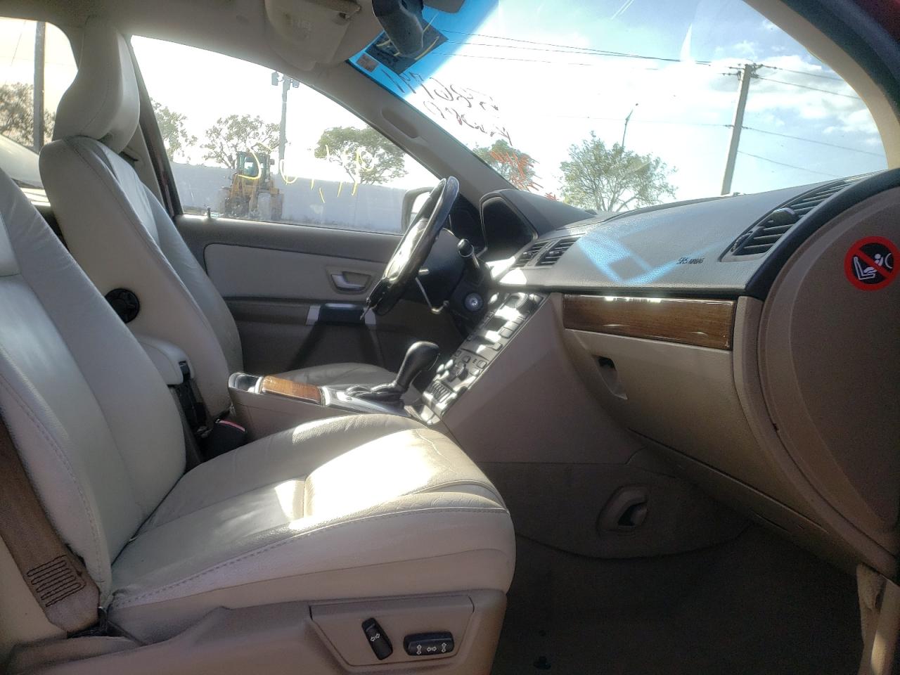 Photo 5 from auction – 2011 VOLVO XC90 3.2 with VIN YV4952CY3B1586791