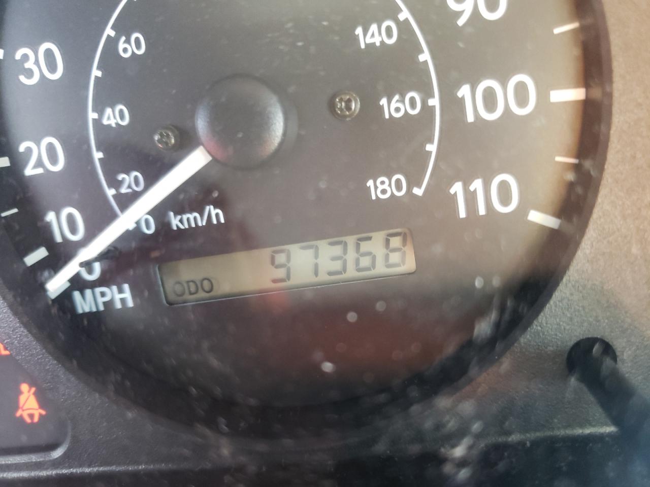 Photo 8 from auction – 2000 TOYOTA COROLLA VE with VIN 2T1BR12EXYC264910