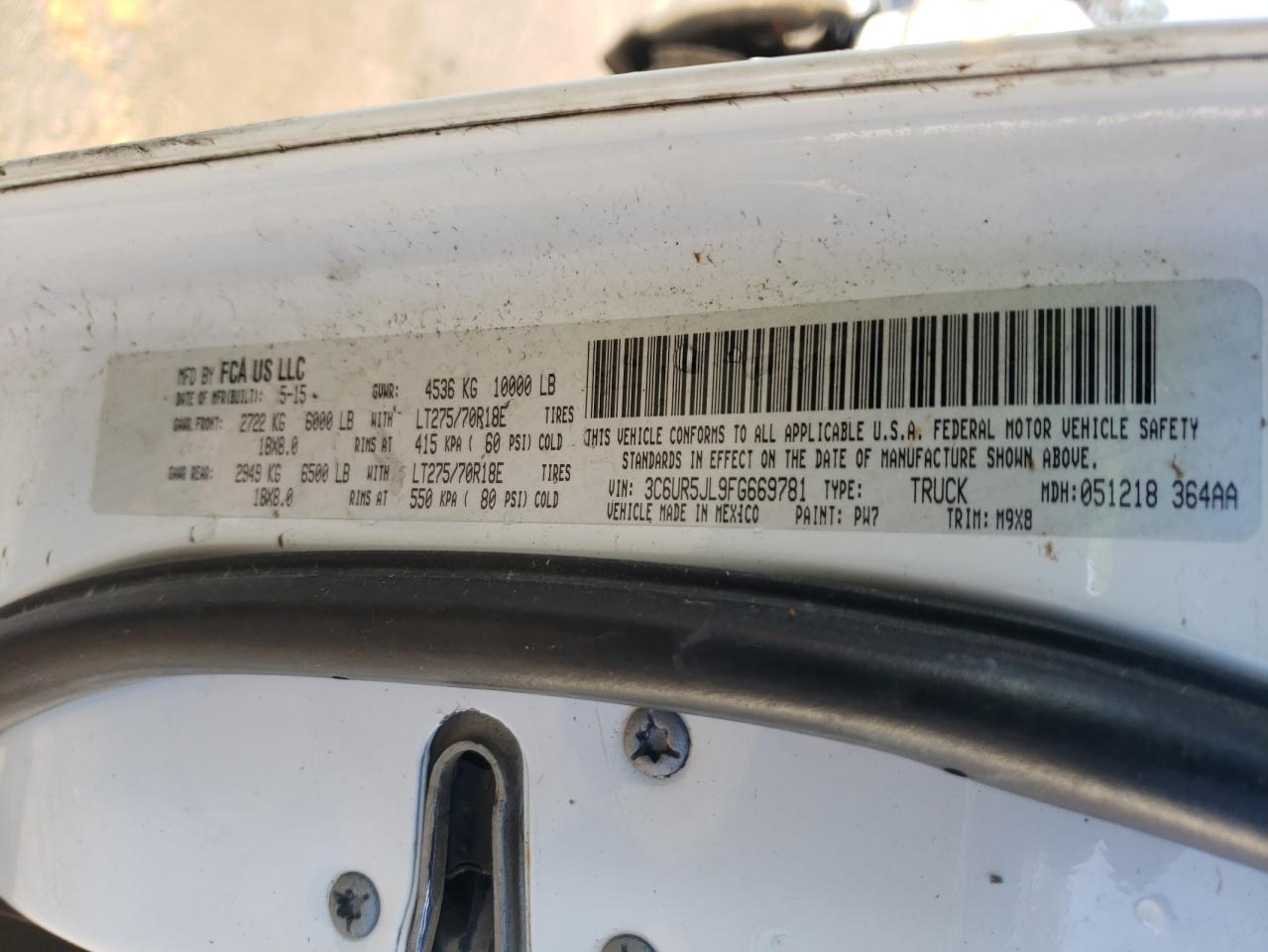 Photo 10 from auction – 2015 RAM 2500 SLT with VIN 3C6UR5JL9FG669781