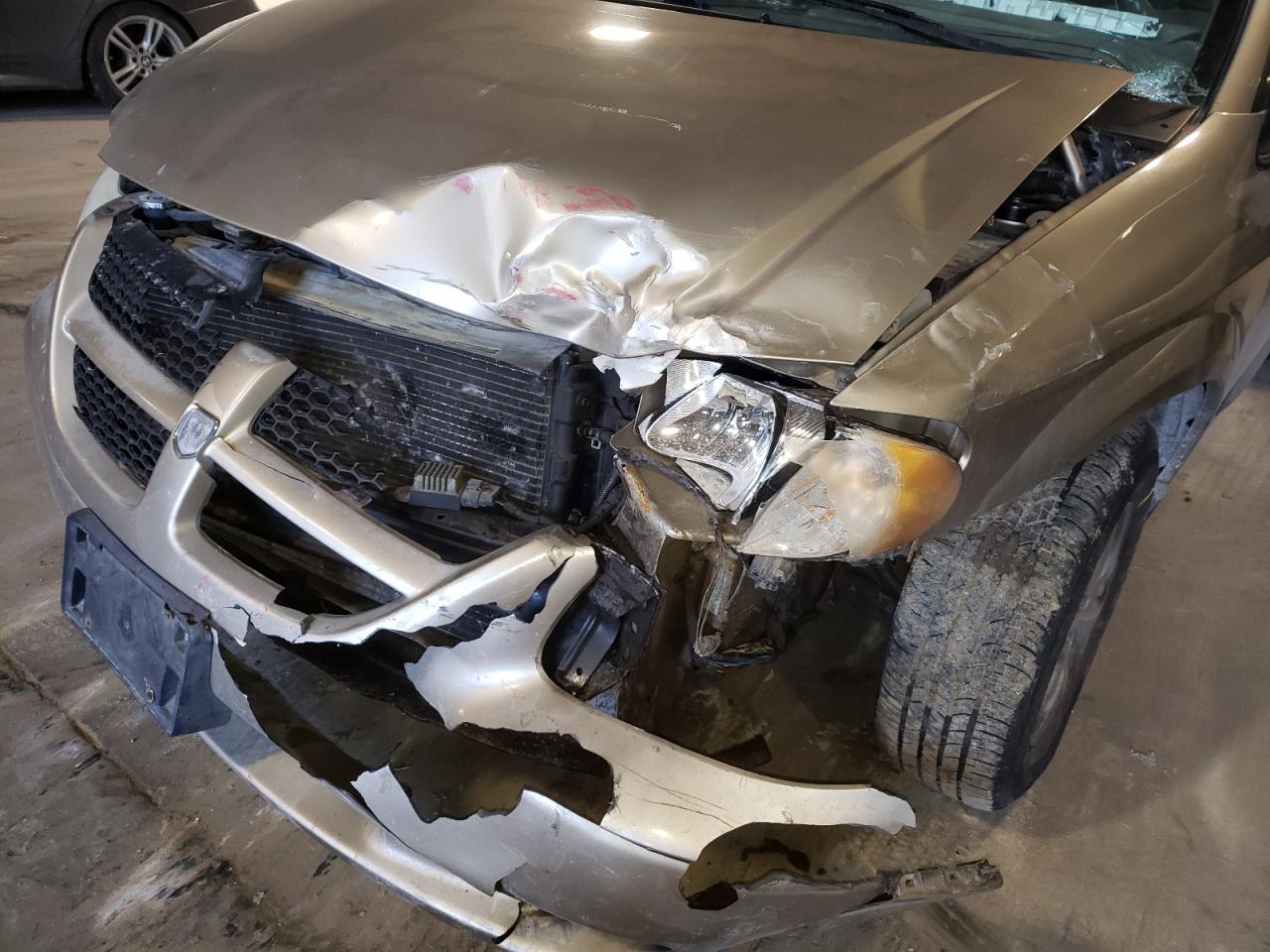 Photo 9 from auction – 2002 DODGE GRAND CARA with VIN 2B4GP44372R790294