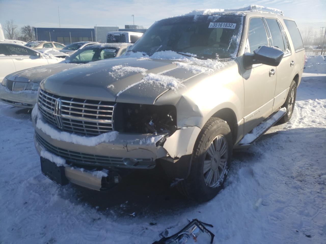 Photo 2 from auction – 2007 LINCOLN NAVIGATOR with VIN 5LMFU28557LJ07007