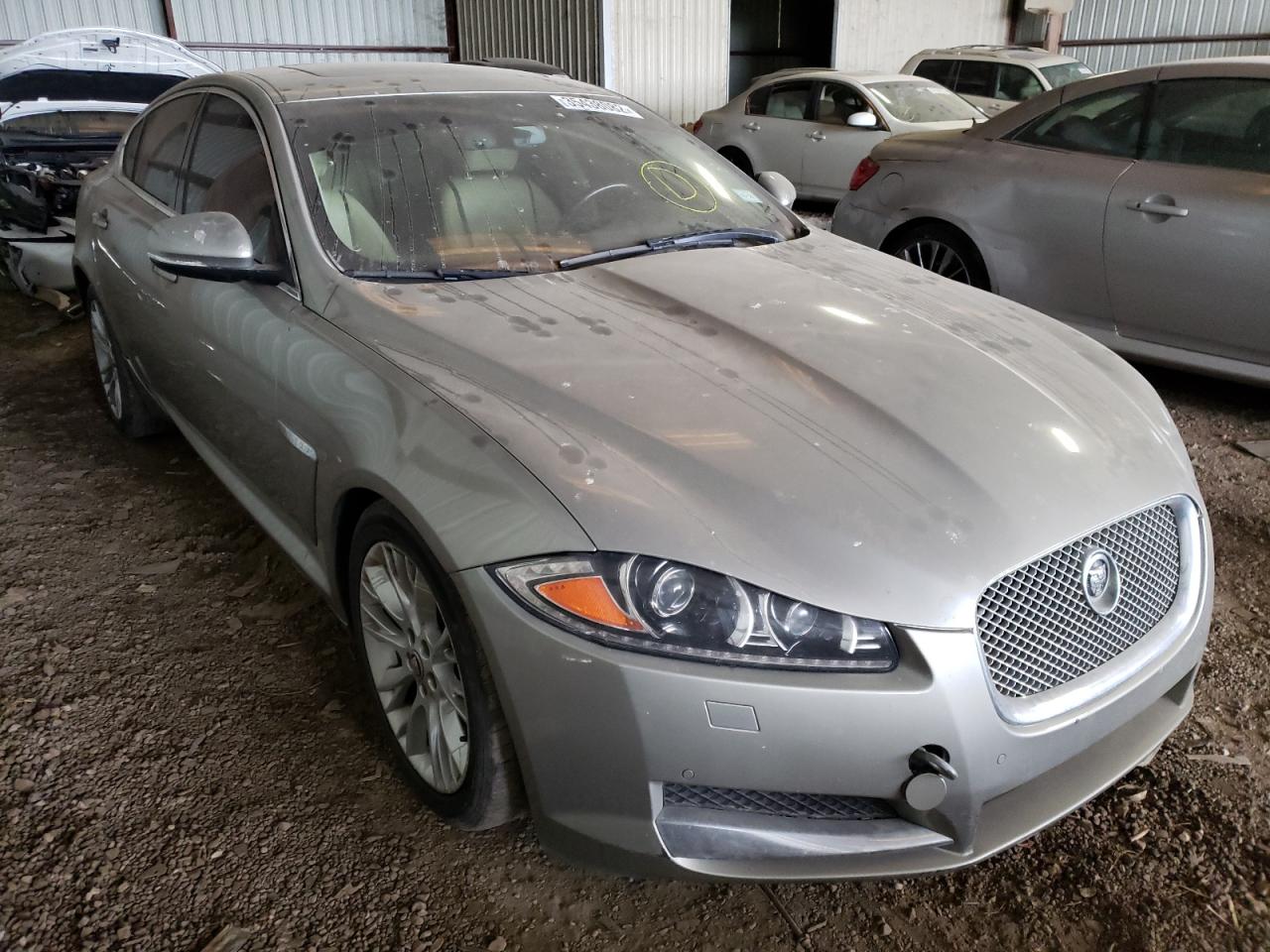 JAGUAR XF 2013 with VIN SAJWA0E72D8S71003 - Photo from auction