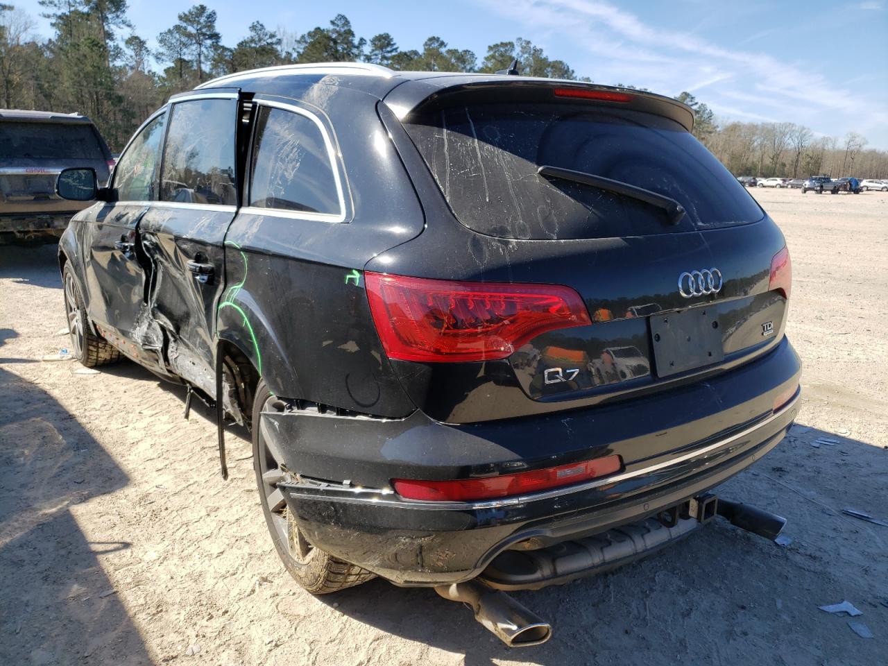 Photo 3 from auction – 2015 AUDI Q7 TDI PRE with VIN WA1VMAFE9FD018317
