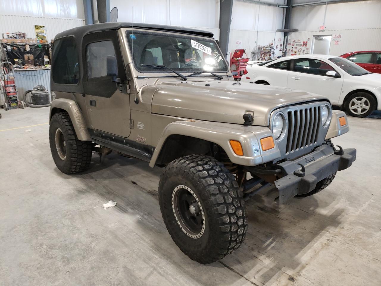 JEEP WRANGLER / 2004 with VIN 1J4FA59S34P766644 - Photo from auction