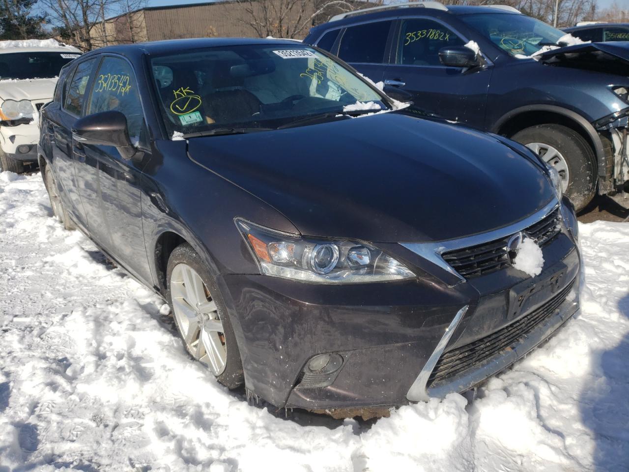 LEXUS CT 200 2016 with VIN JTHKD5BH8G2263931 - Photo from auction
