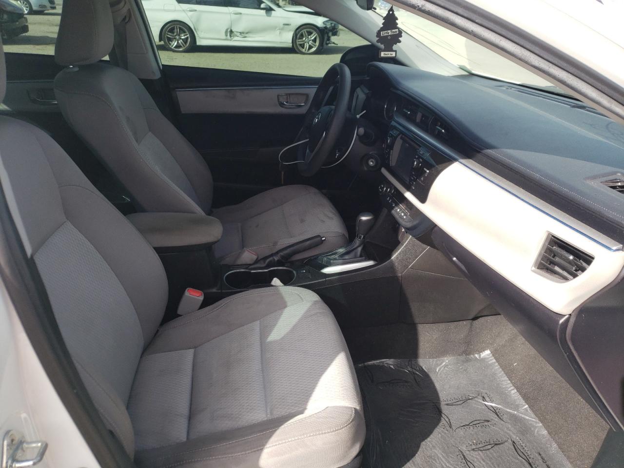 Photo 5 from auction – 2016 TOYOTA COROLLA L with VIN 5YFBURHE7GP385641