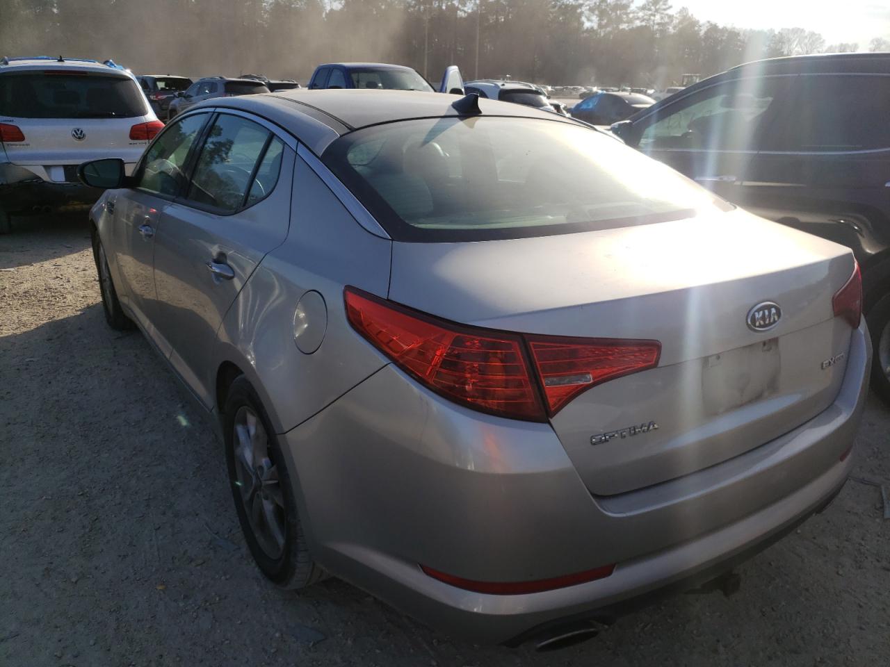 Photo 3 from auction – 2011 KIA OPTIMA EX with VIN KNAGN4A70B5128101