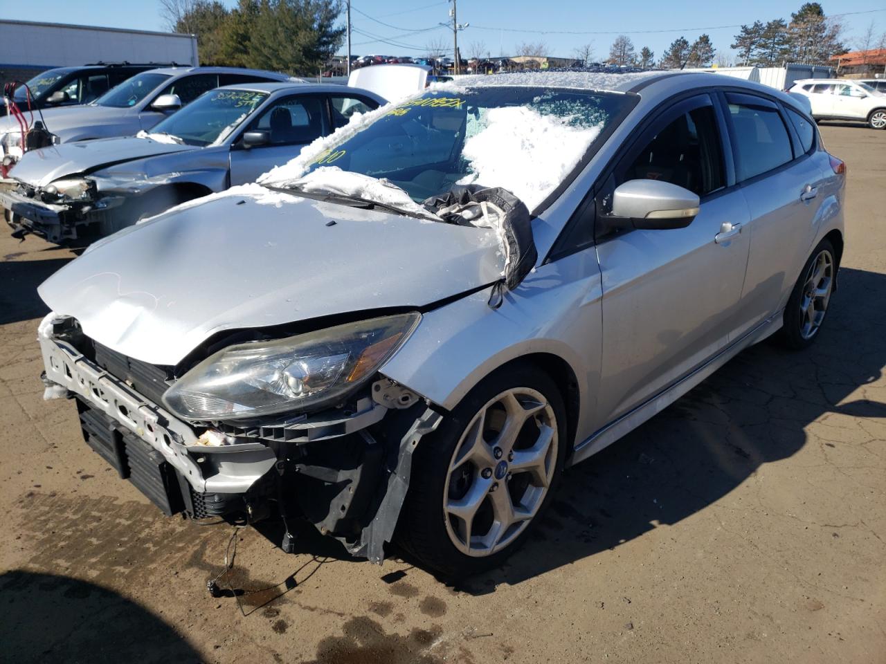 Photo 2 from auction – 2013 FORD FOCUS ST with VIN 1FADP3L98DL284285
