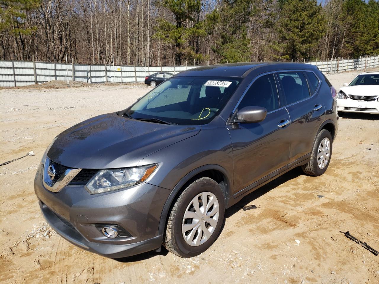 Photo 2 from auction – 2016 NISSAN ROGUE S with VIN 5N1AT2MT5GC766838