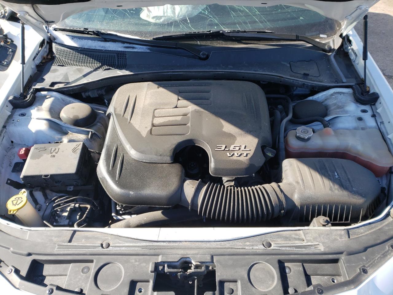 Photo 7 from auction – 2019 CHRYSLER 300 S with VIN 2C3CCABG8KH566057