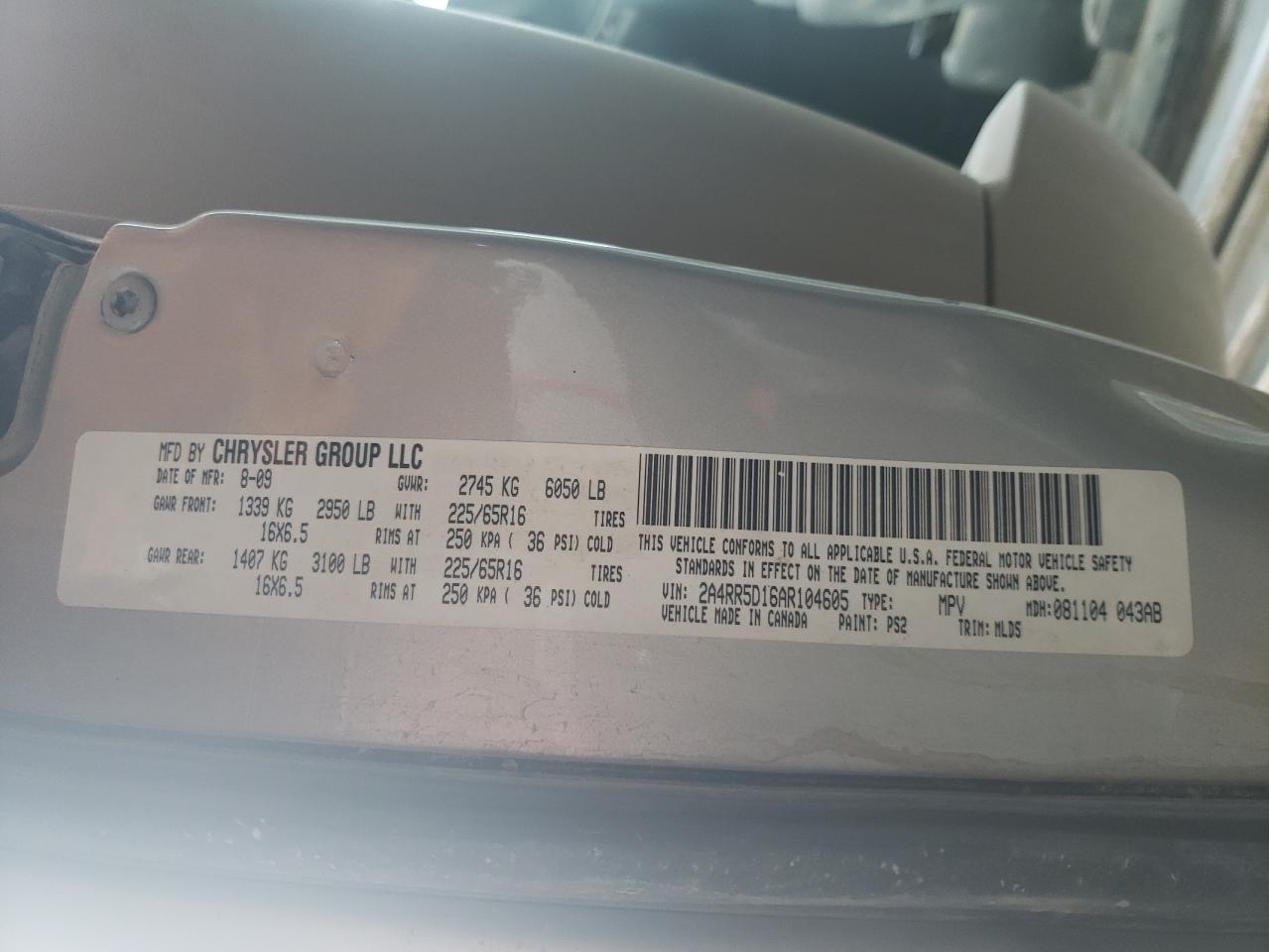 Photo 10 from auction – 2010 CHRYSLER TOWN & COU with VIN 2A4RR5D16AR104605
