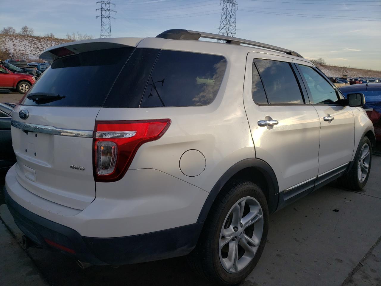 Photo 4 from auction – 2013 FORD EXPLORER L with VIN 1FM5K8F88DGA64050