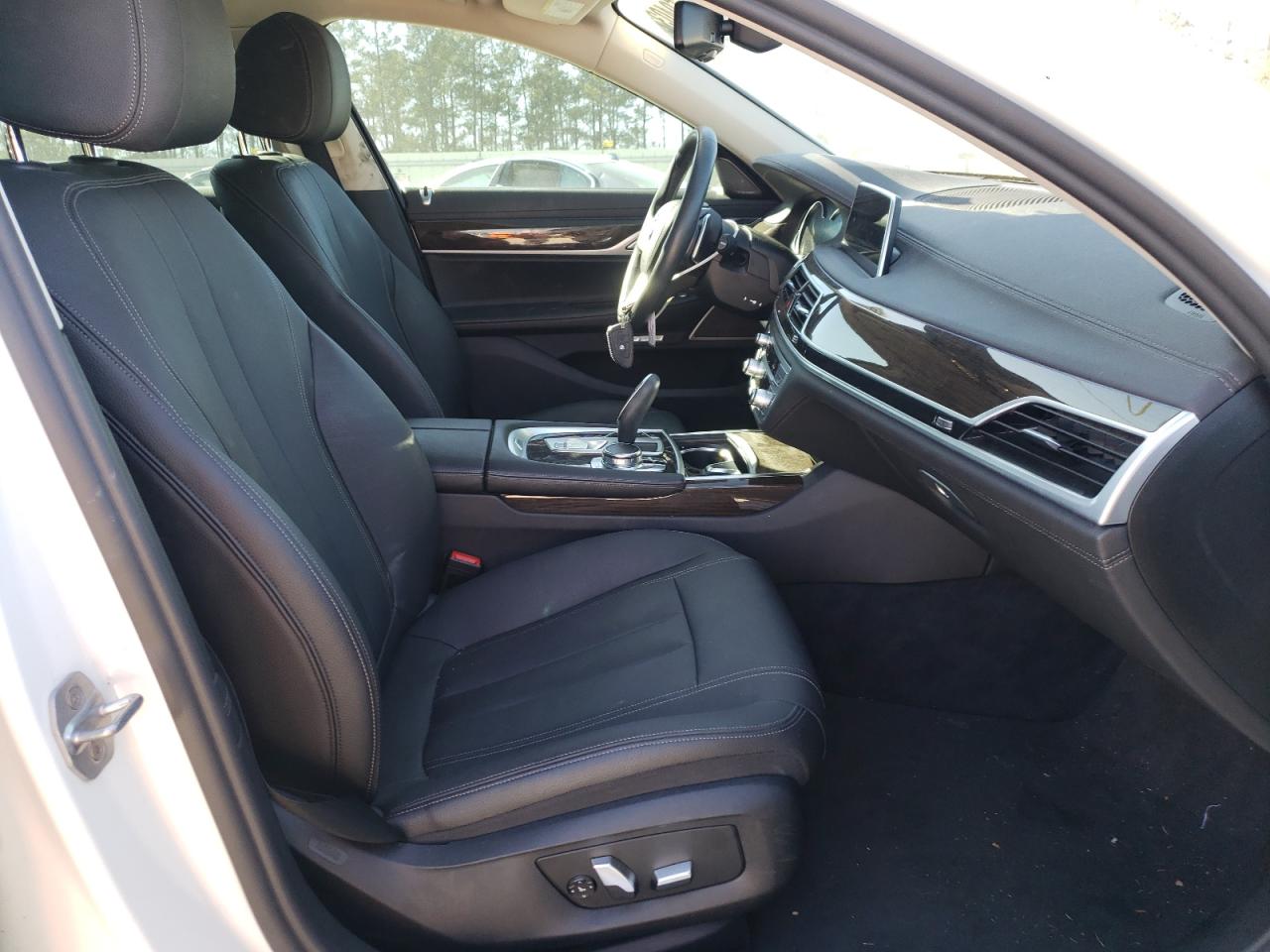 صورة رقم 5 من المزاد - 2017 BMW 740 I مع VIN WBA7E2C54HG739939