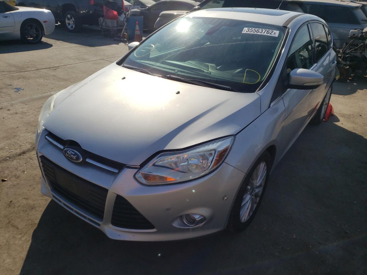 Photo 2 from auction – 2012 FORD FOCUS SEL with VIN 1FAHP3M25CL435696