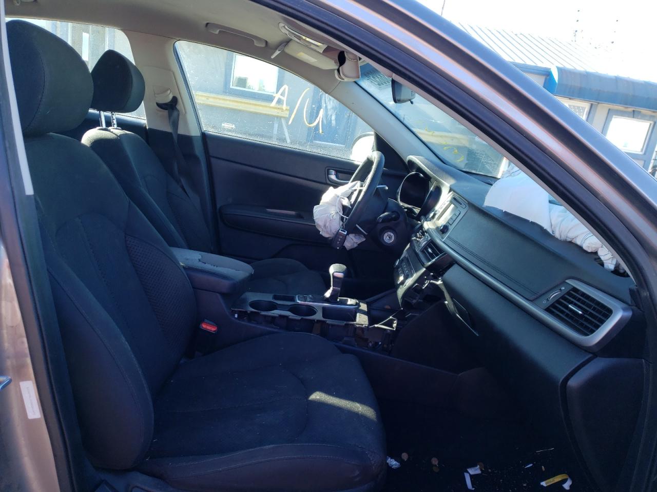 Photo 5 from auction – 2016 KIA OPTIMA LX with VIN 5XXGT4L3XGG061691
