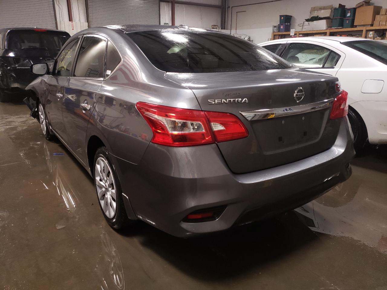 Photo 3 from auction – 2017 NISSAN SENTRA S with VIN 3N1AB7AP5HL711911