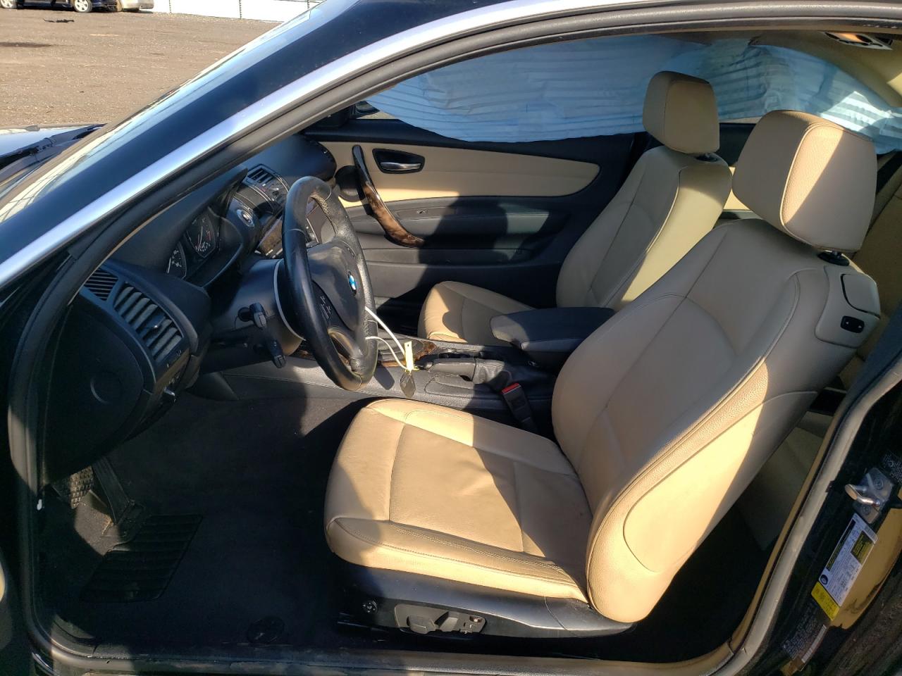 Photo 5 from auction – 2011 BMW 128 I with VIN WBAUP7C59BVP21997