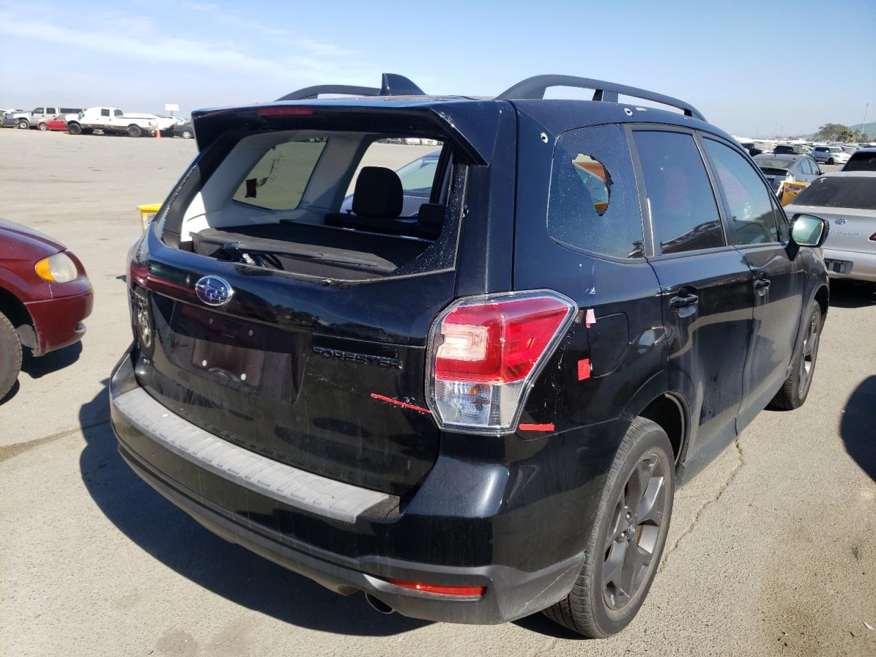 Photo 4 from auction – 2018 SUBARU FORESTER 2 with VIN JF2SJAGC1JH608349