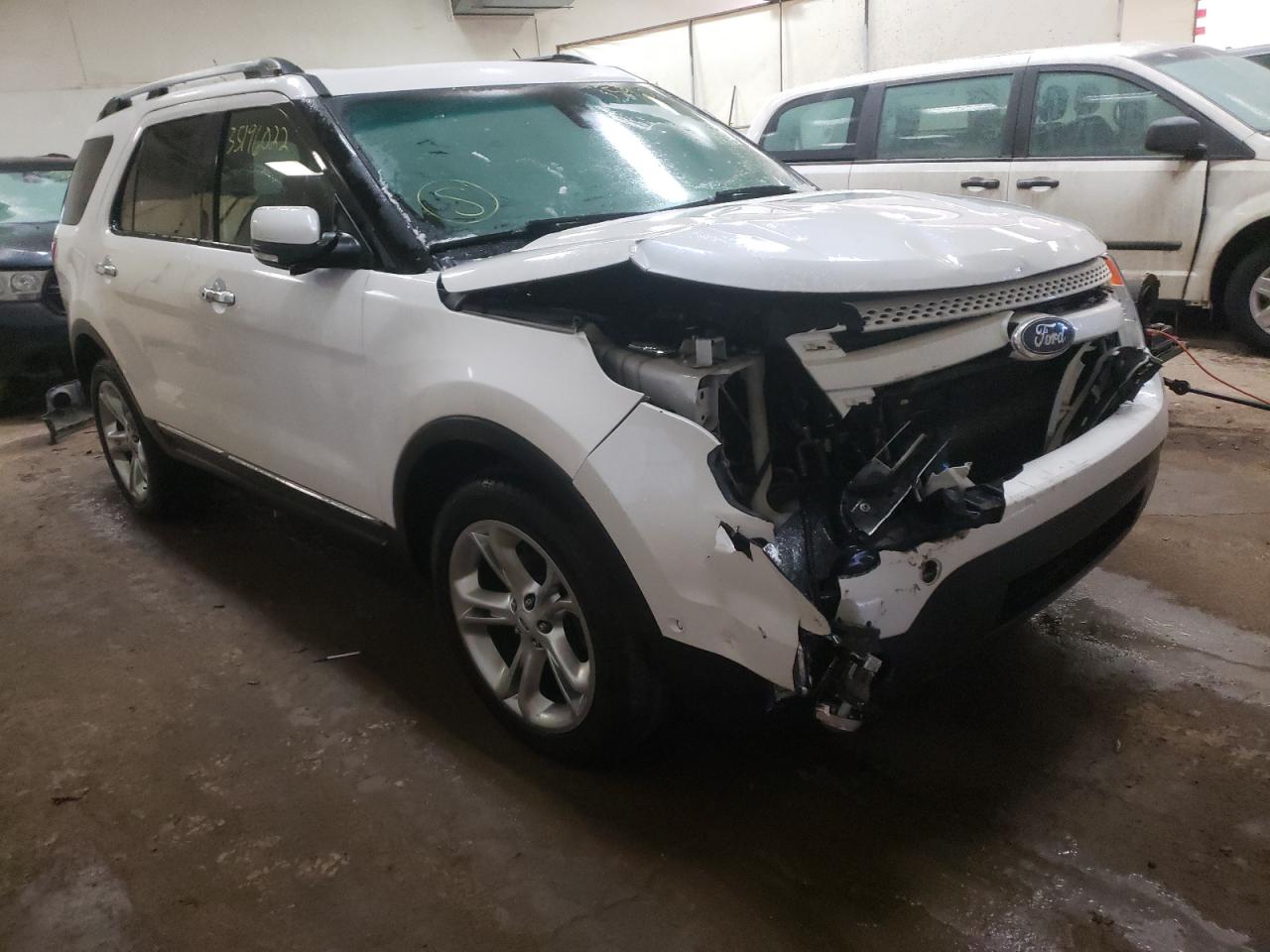 FORD EXPLORER L 2014 with VIN 1FM5K8F85EGA68641 - Photo from auction