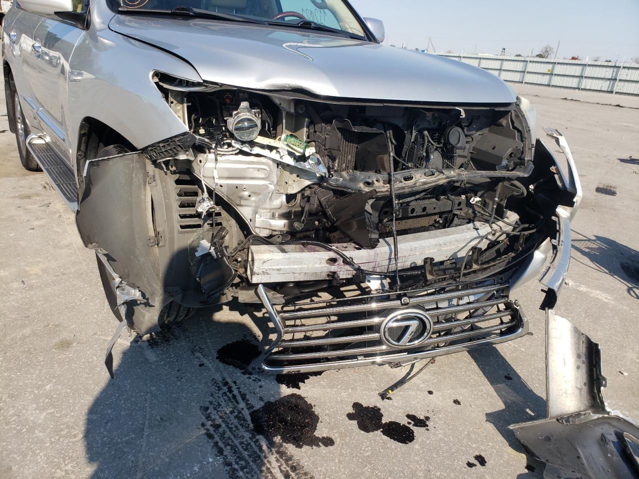 Photo 9 from auction – 2013 LEXUS LX 570 with VIN JTJHY7AX0D4087815