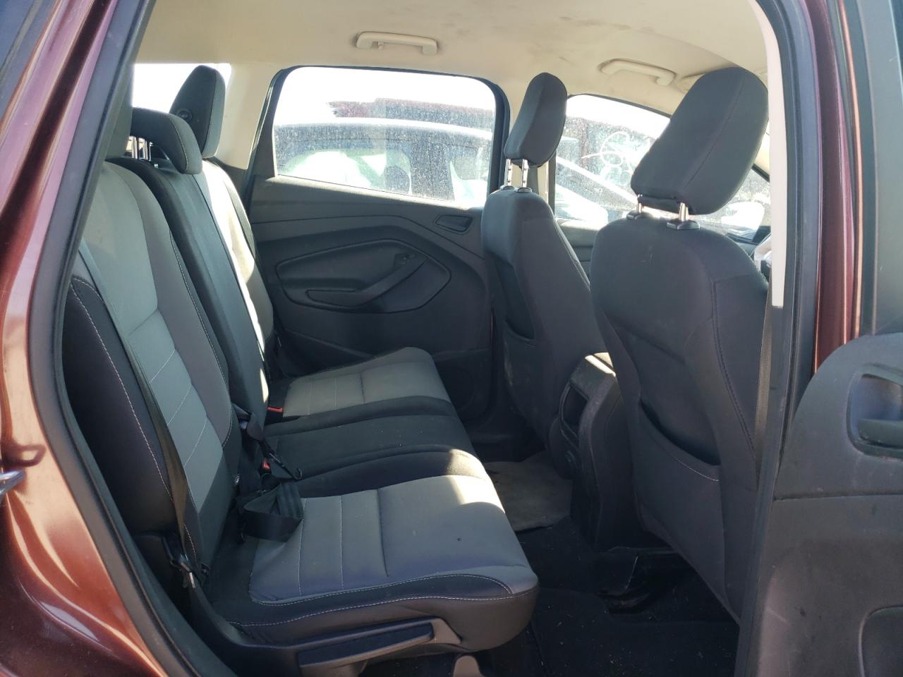 Photo 6 from auction – 2018 FORD ESCAPE S with VIN 1FMCU0F75JUB81429