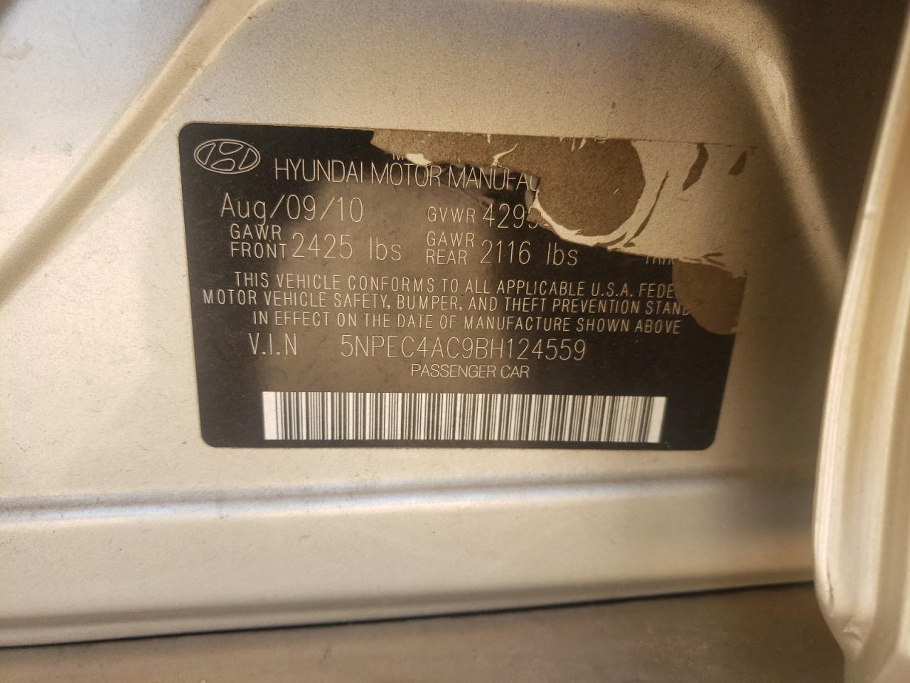 Photo 10 from auction – 2011 HYUNDAI SONATA SE with VIN 5NPEC4AC9BH124559