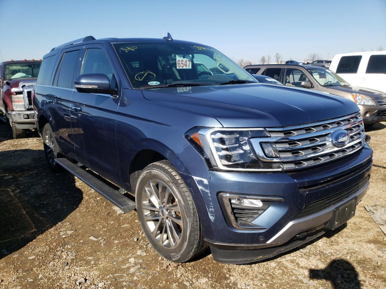 FORD EXPEDITION 2018 with VIN 1FMJU2AT7JEA01109 - Photo from auction