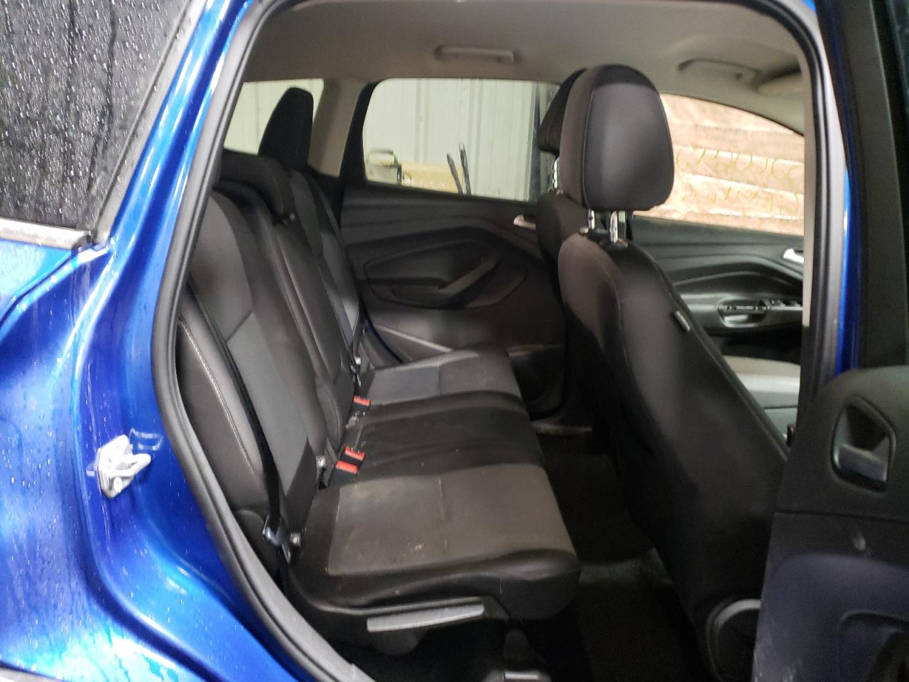 Photo 6 from auction – 2017 FORD ESCAPE SE with VIN 1FMCU0GD8HUB51825