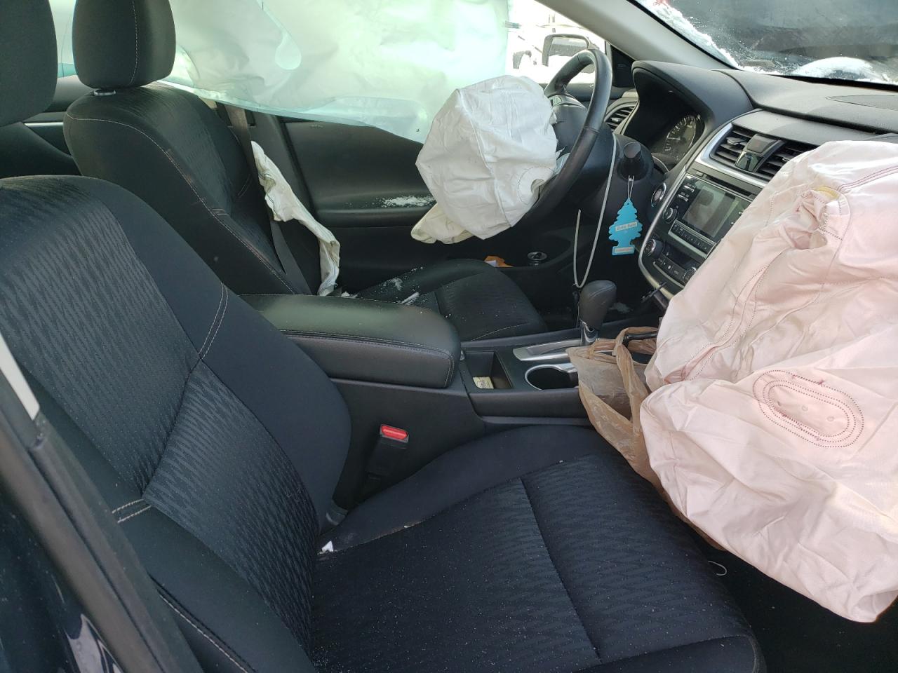 Photo 5 from auction – 2017 NISSAN ALTIMA 2.5 with VIN 1N4AL3AP2HC191414