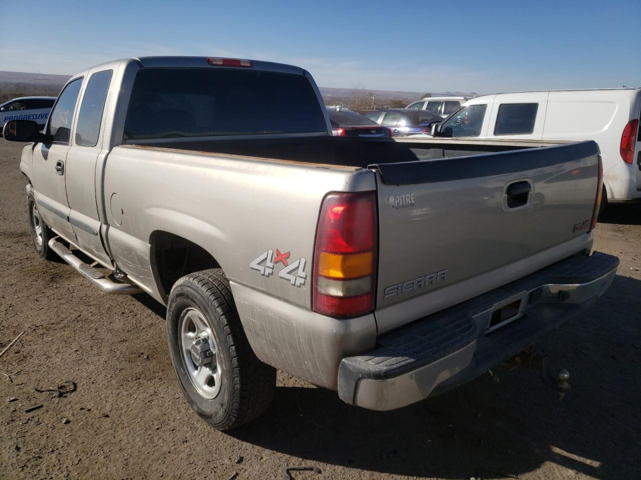 Photo 3 from auction – 2003 GMC NEW SIERRA with VIN 1GTEK19VX3E176534