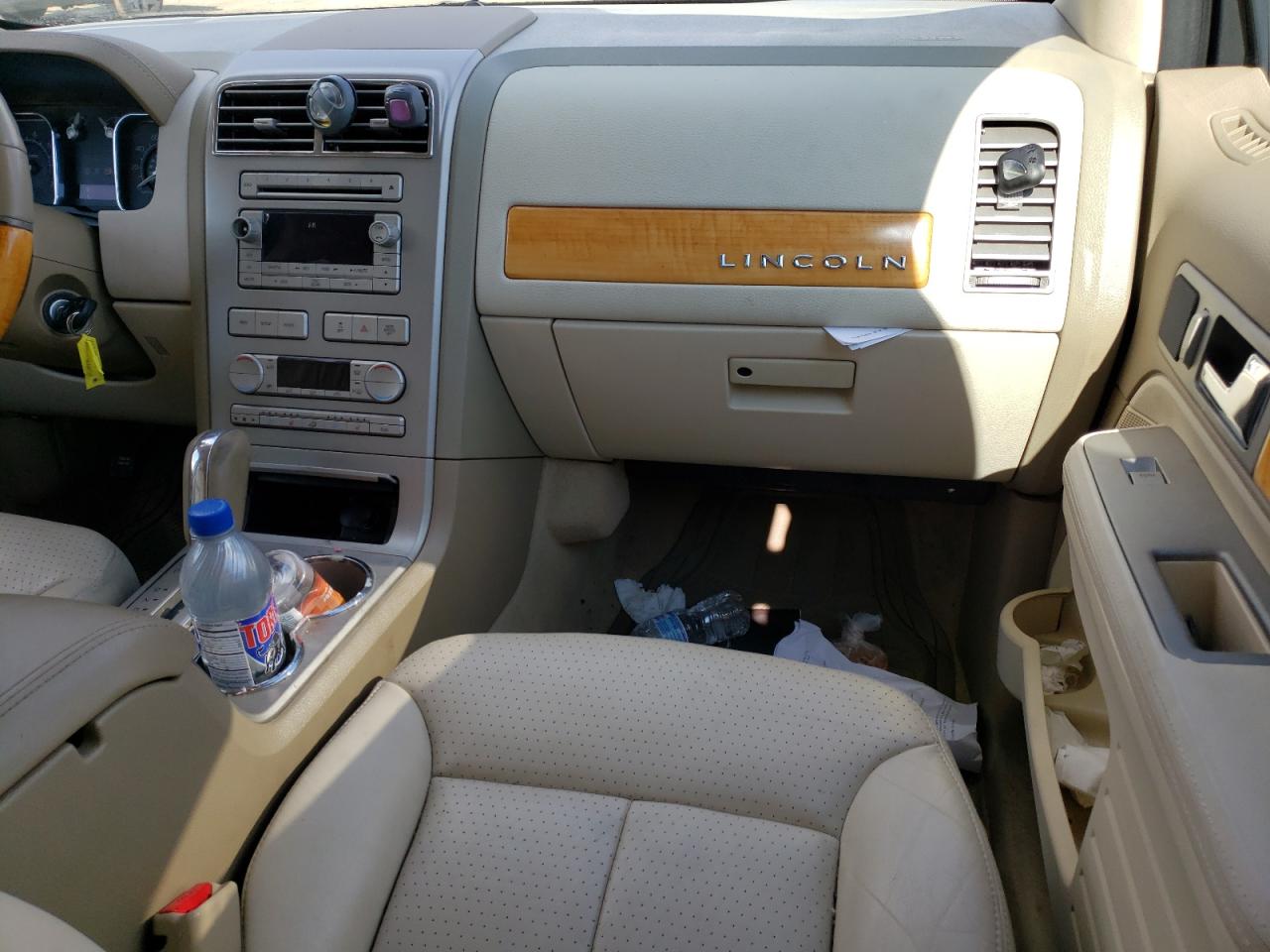 Фото 5 с аукциона – 2007 LINCOLN MKX с VIN 2LMDU88C47BJ03773