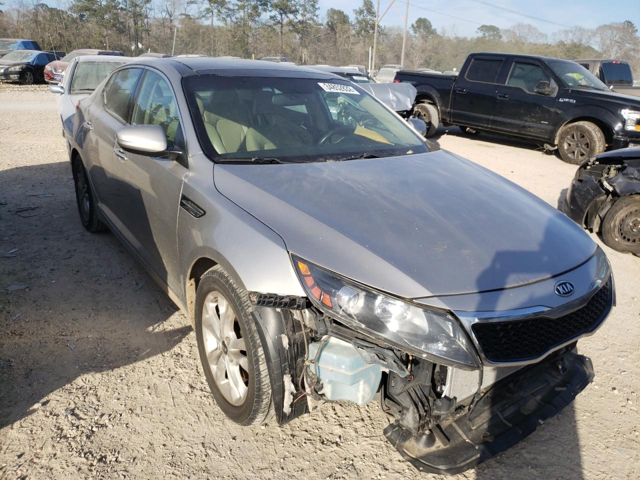 KIA OPTIMA EX 2011 with VIN KNAGN4A70B5128101 - Photo from auction