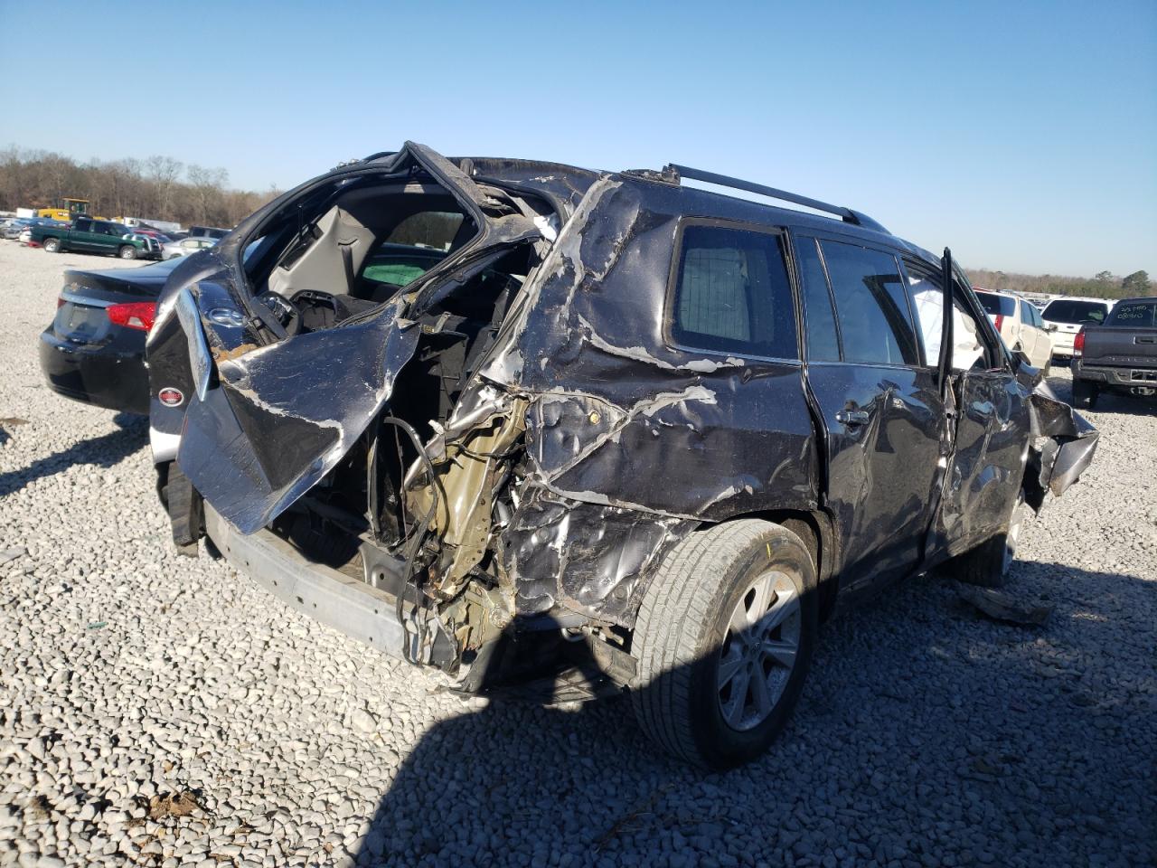 Photo 4 from auction – 2013 TOYOTA HIGHLANDER with VIN 5TDZK3EH1DS115291