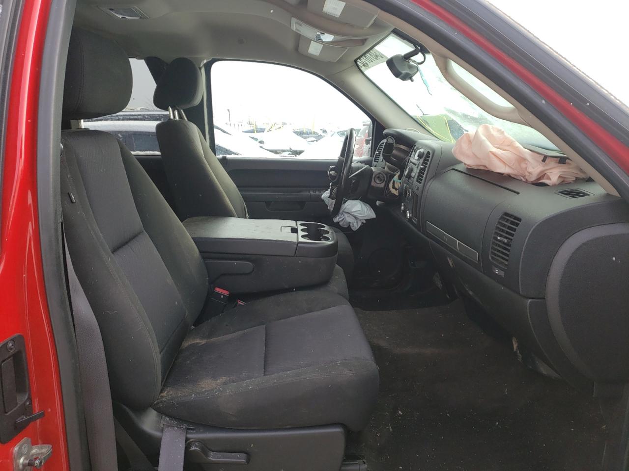 Photo 5 from auction – 2010 CHEVROLET SILVERADO with VIN 1GCSKSE33AZ201437
