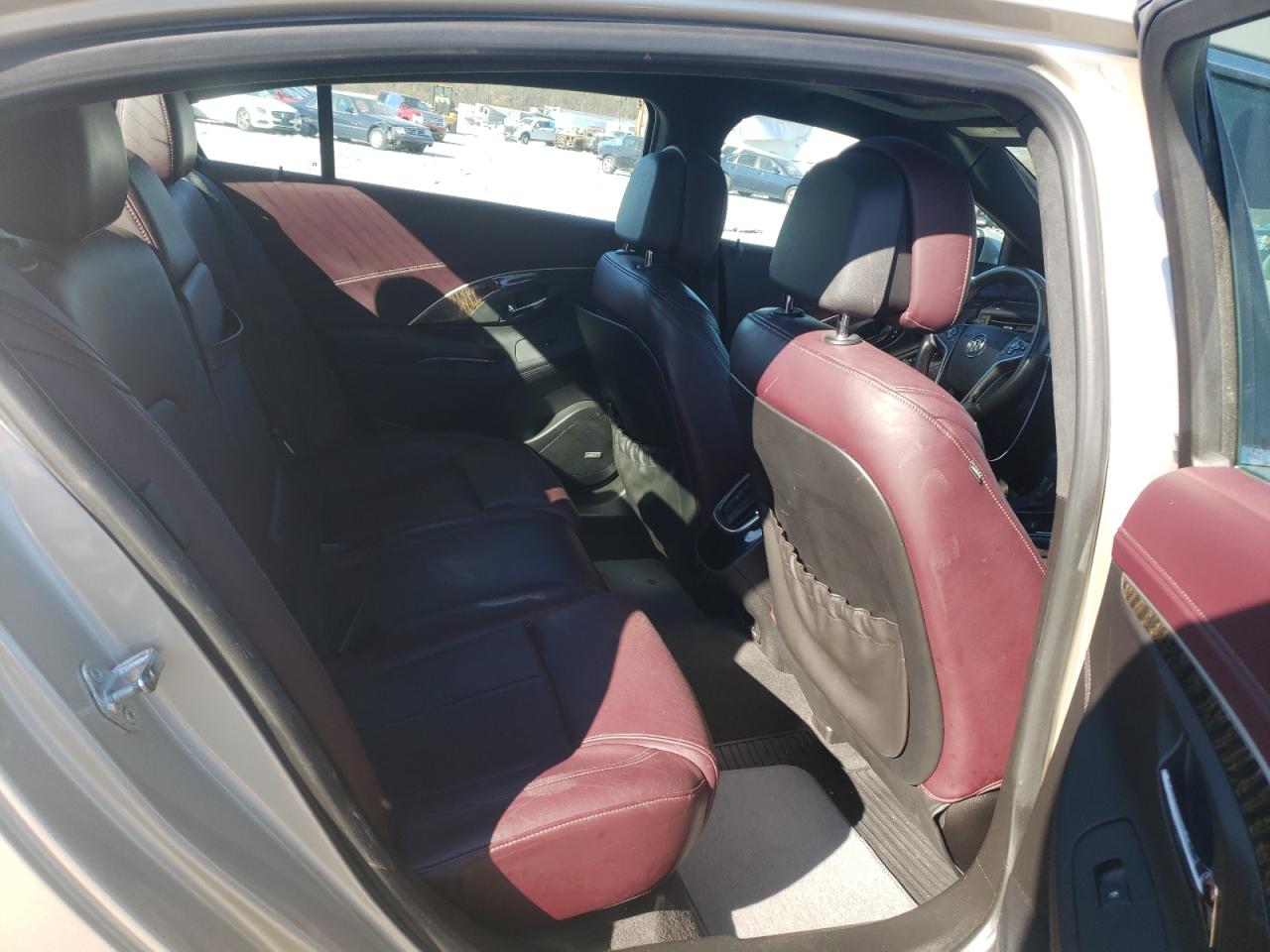 Photo 6 from auction – 2014 BUICK LACROSSE T with VIN 1G4GF5G31EF100196