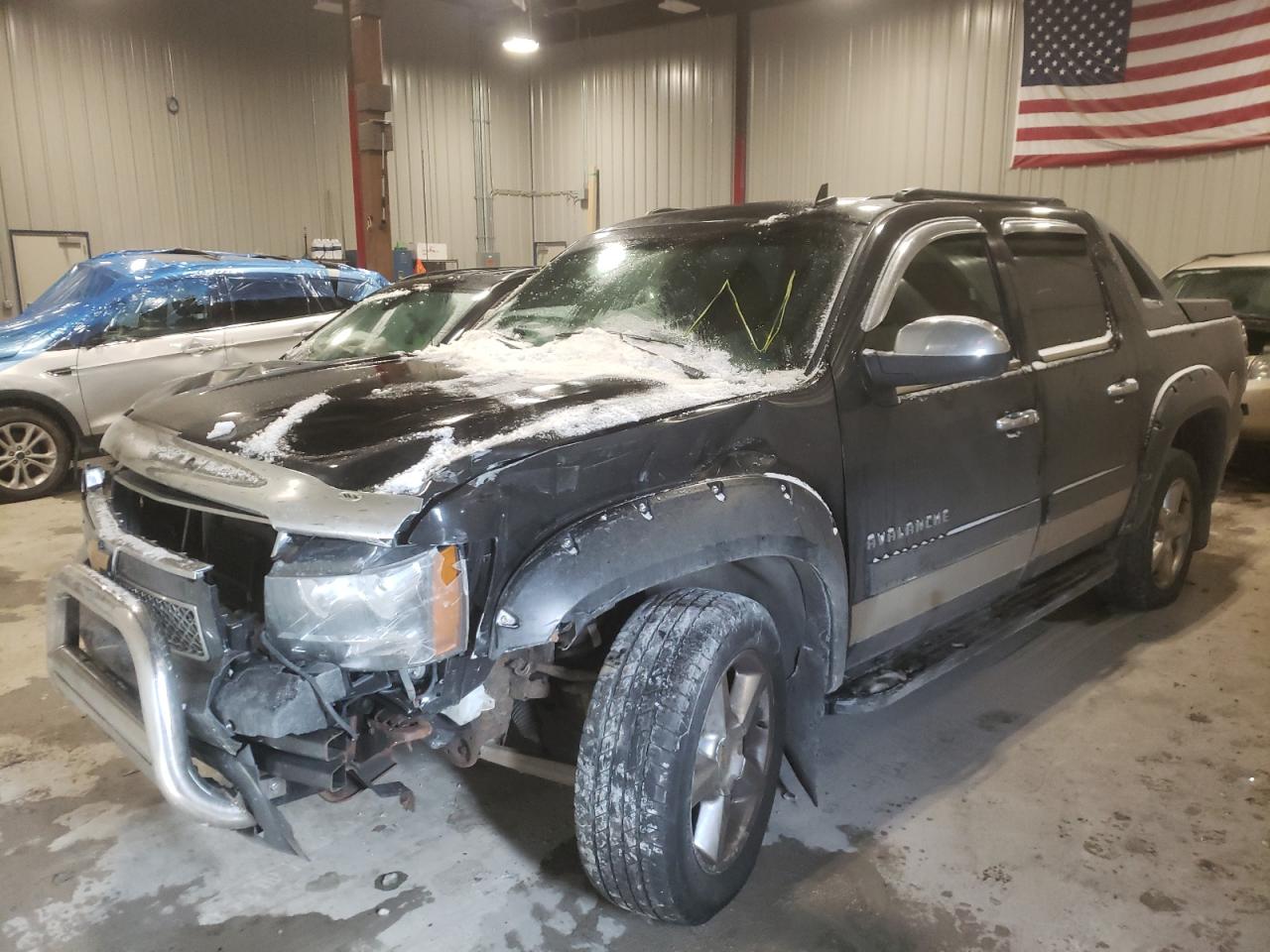 Zdjęcie 2 z aukcji – 2011 CHEVROLET AVALANCHE z VIN 3GNTKEE32BG195399