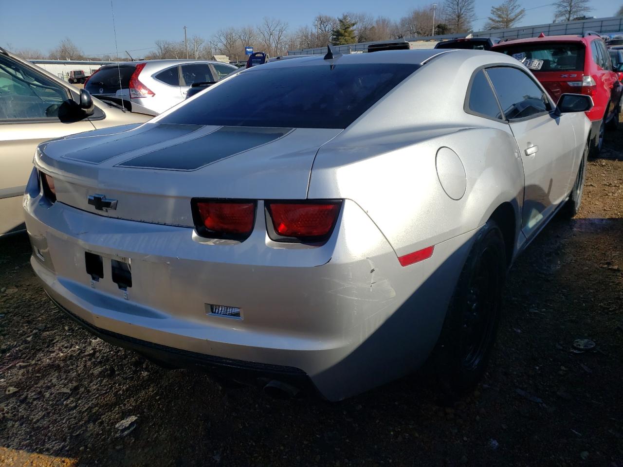 Photo 4 from auction – 2011 CHEVROLET CAMARO LS with VIN 2G1FE1ED8B9106596