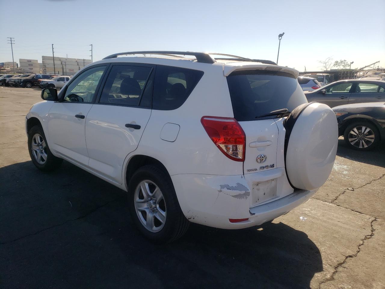 Photo 3 from auction – 2007 TOYOTA RAV4 with VIN JTMZD33V976041707