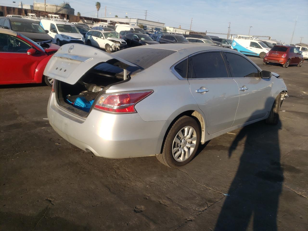 Photo 4 from auction – 2015 NISSAN ALTIMA 2.5 with VIN 1N4AL3AP3FC244604