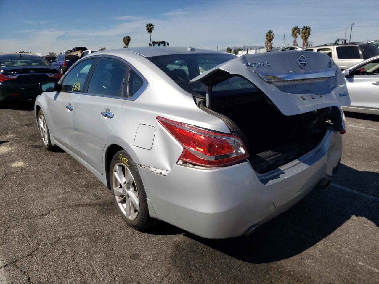 Photo 3 from auction – 2013 NISSAN ALTIMA 2.5 with VIN 1N4AL3AP2DN500927