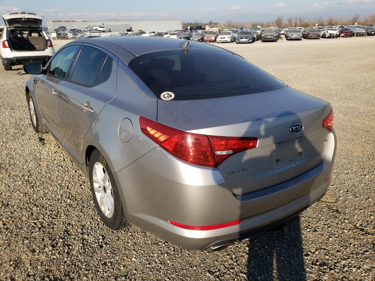 Photo 3 from auction – 2011 KIA OPTIMA LX with VIN KNAGM4A74B5157359