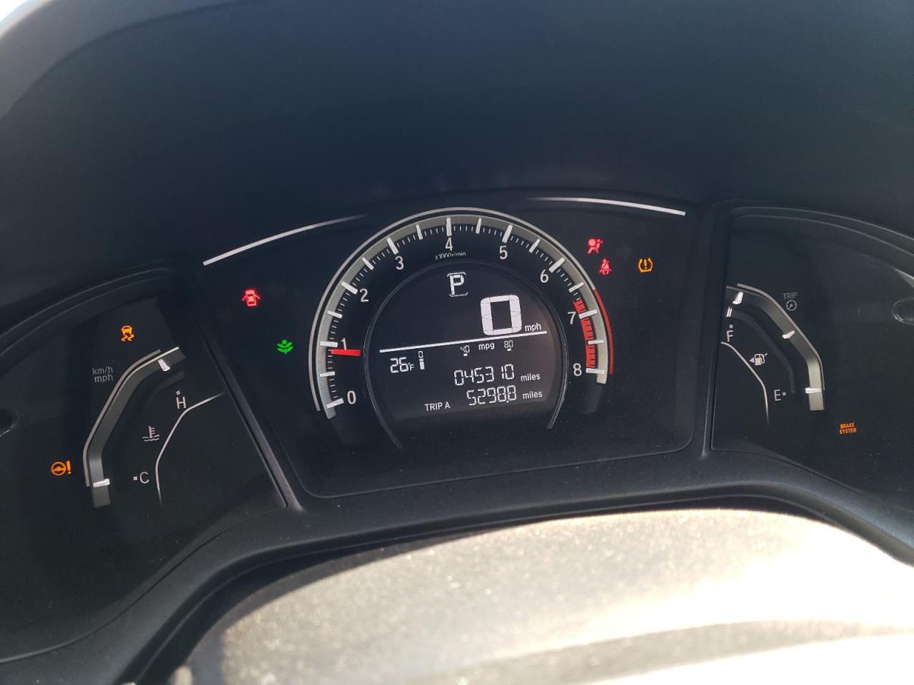 Photo 8 from auction – 2016 HONDA CIVIC LX with VIN 2HGFC2F51GH569575